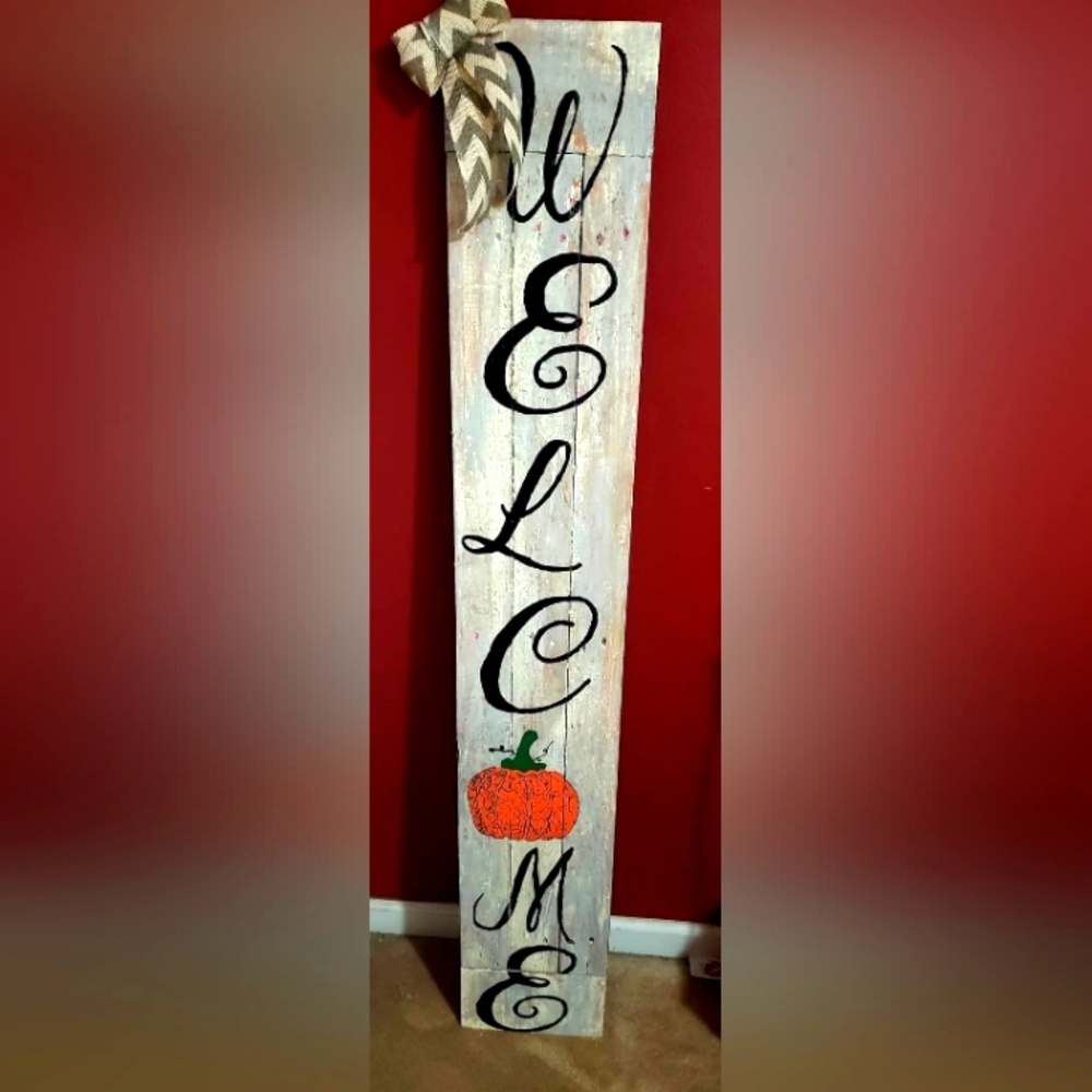 Fall themed porch leaner sign